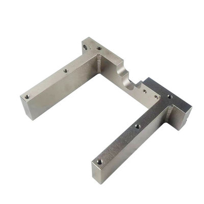 قیمت خوب 5 محور خدمات فرش CNC ماشین آلات قطعات فلزی دقیق CNC ماشین آلات فولاد کربن آنلاین